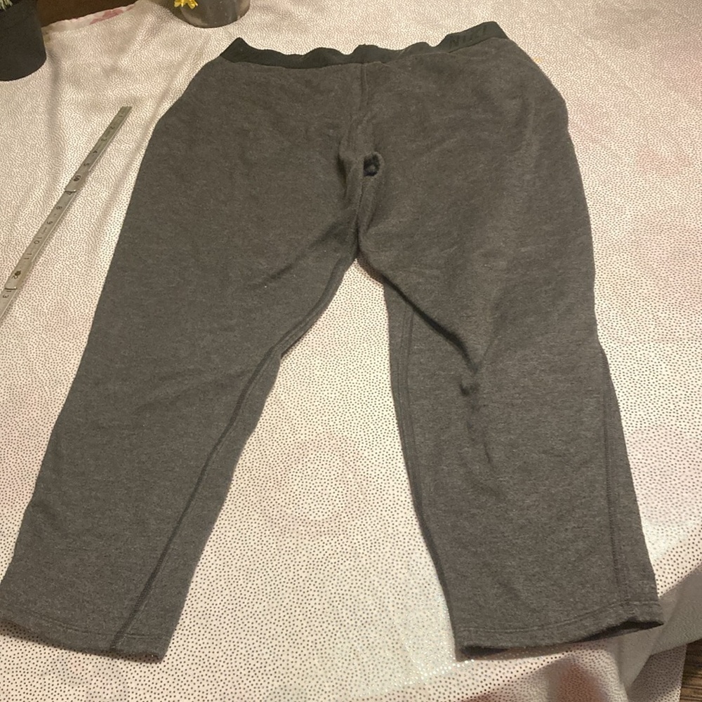 Nike women’s capri size M - Picture 8 of 14